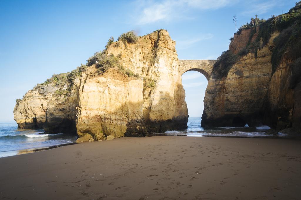 מלון Holiday לאגוּ‏ש מראה חיצוני תמונה